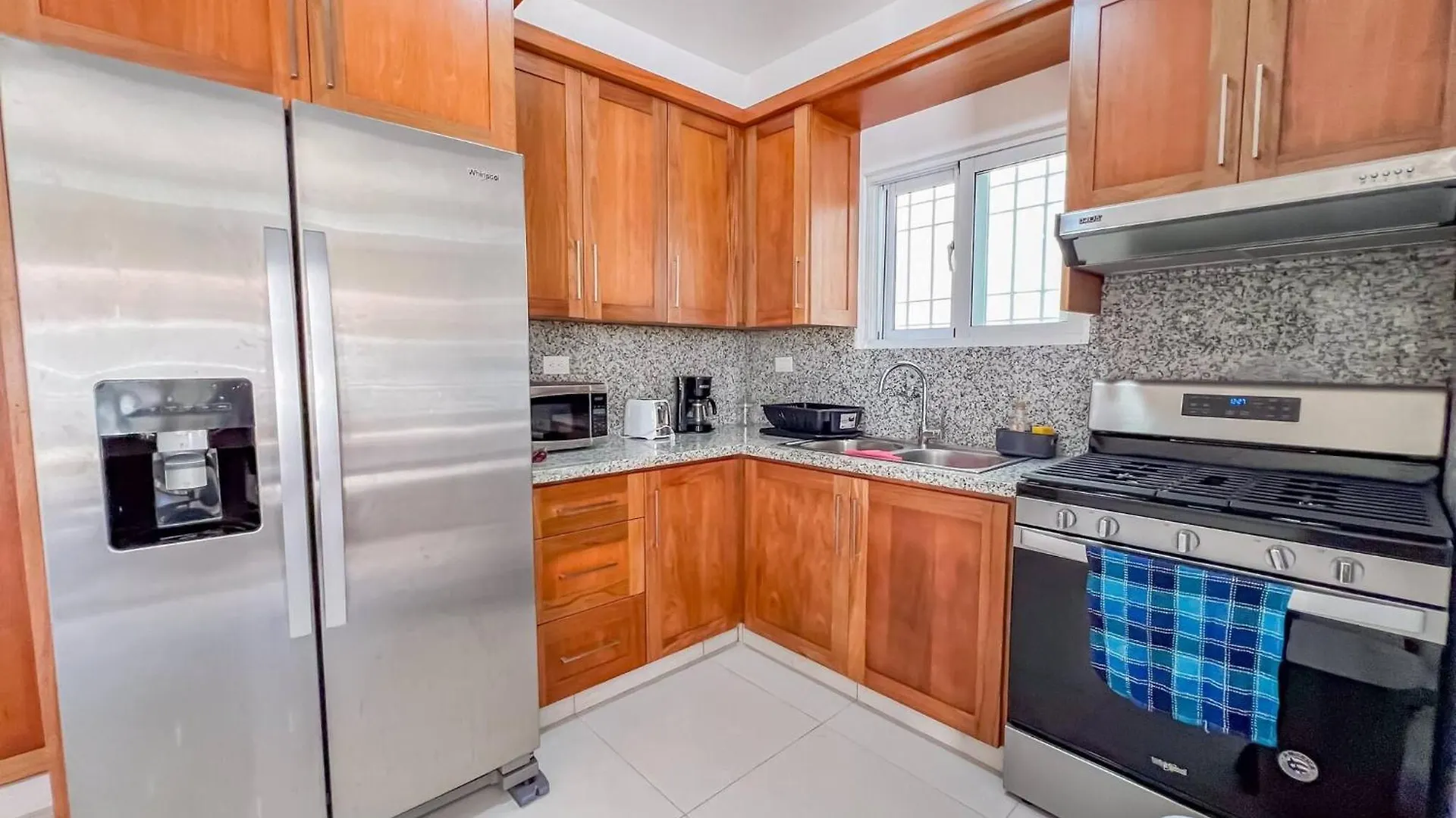 New 2Br Apt In Sosua Town, Close To Strip And Next To Supermarket Guest Ok 0*,